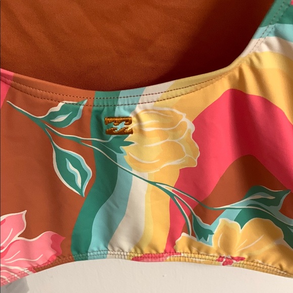 NWT Billabong Yellow and Pink Fitted Crop Tank Top size Large - Picture 7 of 8